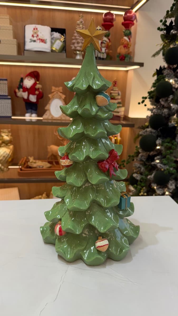 Árvore de Natal Decorativa em Cerâmica Verde – 46 cm