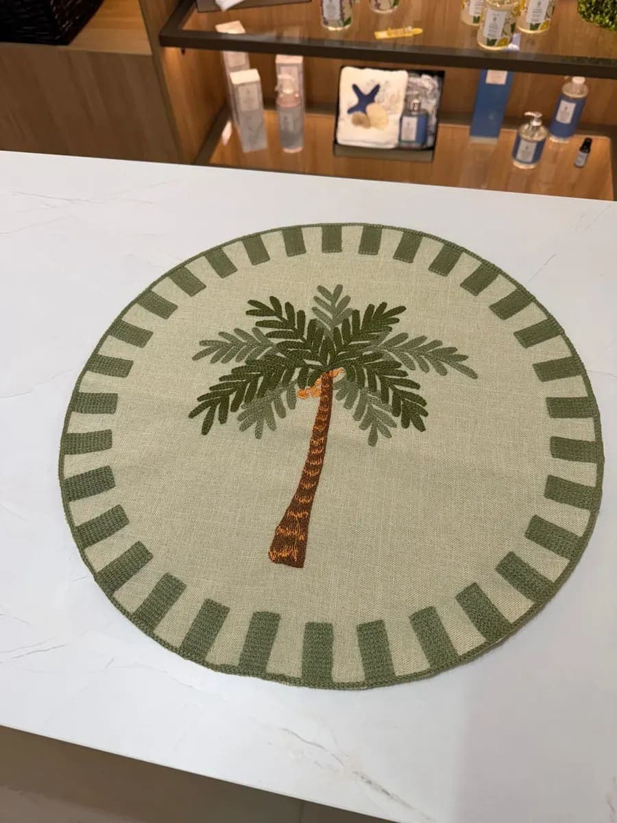 Lugar Americano - Tropical