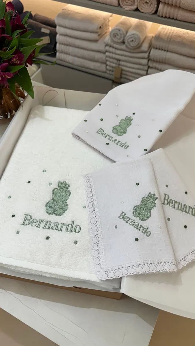 Kit Toalha Banho, Fralda de Boca e Fraldinhas - Urso Menta