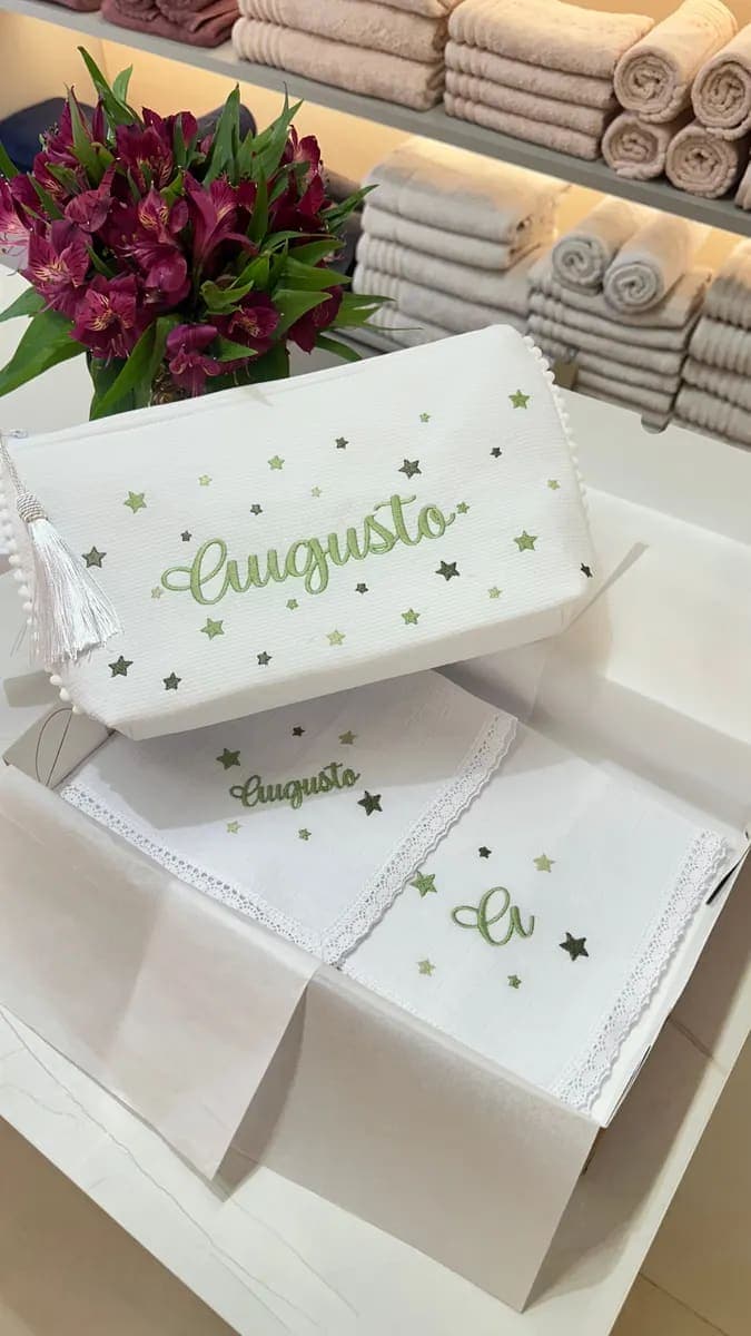 Kit Necessaire e Fraldinhas de Boca - Estrelinhas Verde