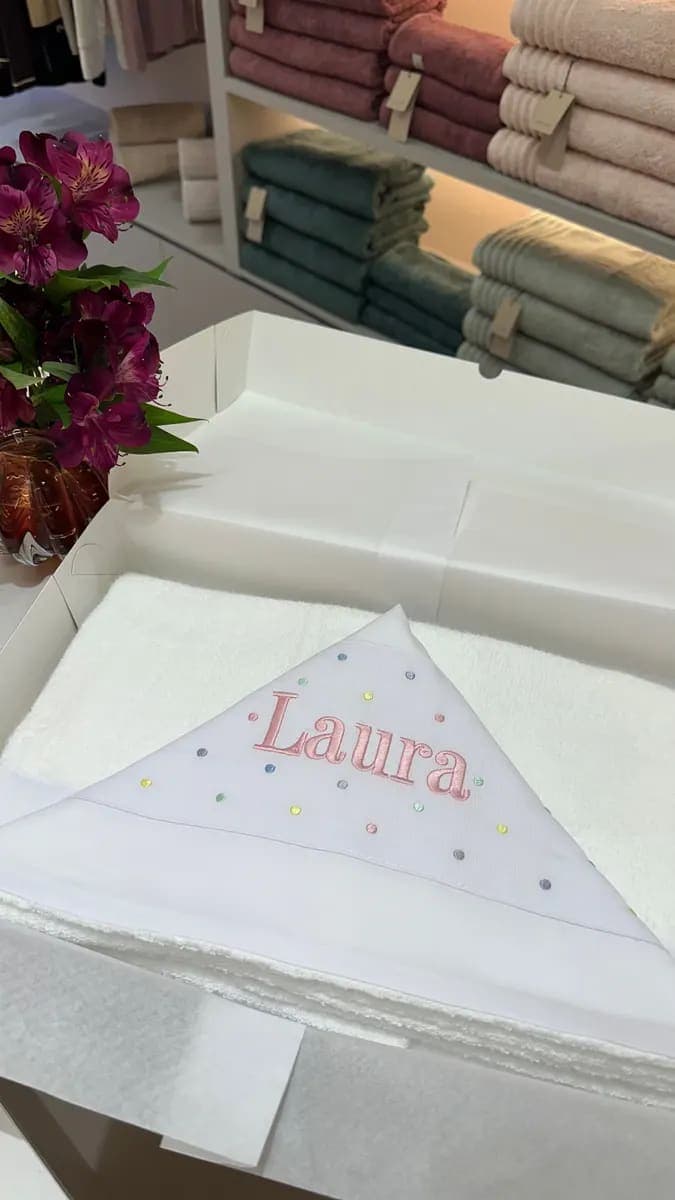 Toalha de Banho Trussardi com Capuz