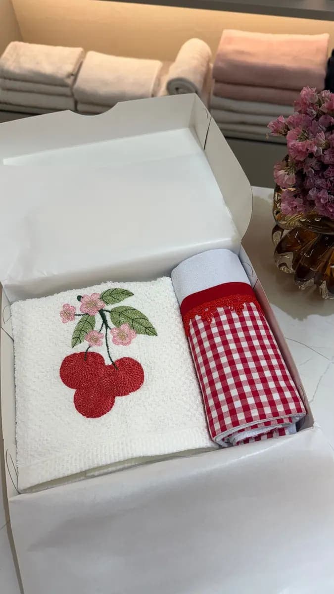 Pano de Prato e Copa - Cherry