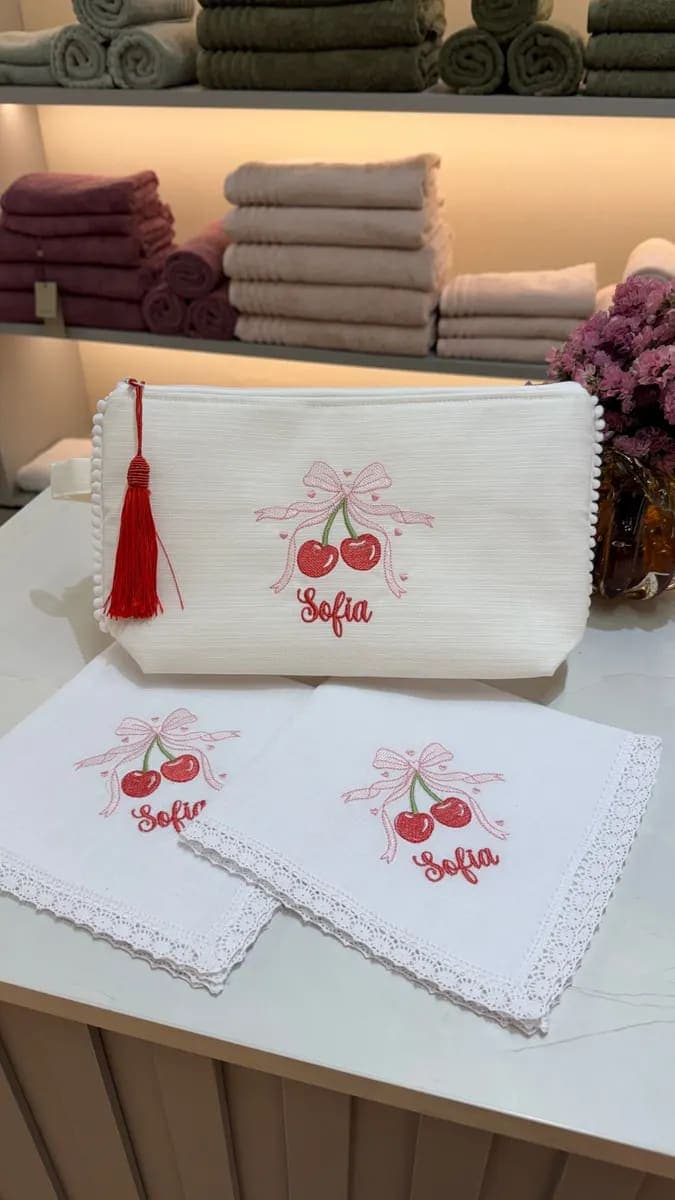 Kit Necessaire e Fraldinhas de Boca - 3 pçs