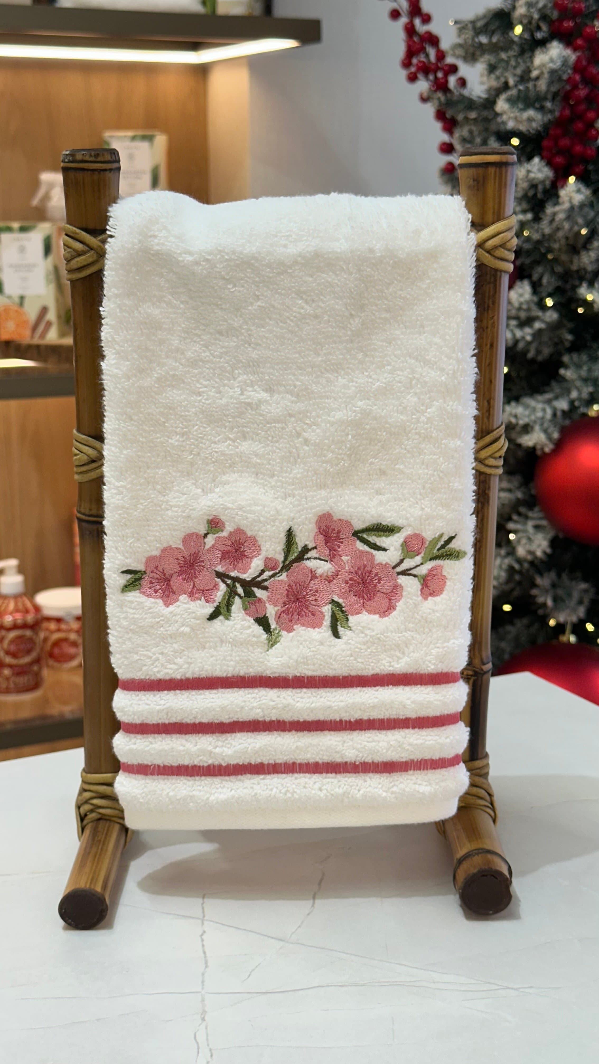 Toalha Lavabo e Porta Papel H - Flor de Cerejeira — imagem 2