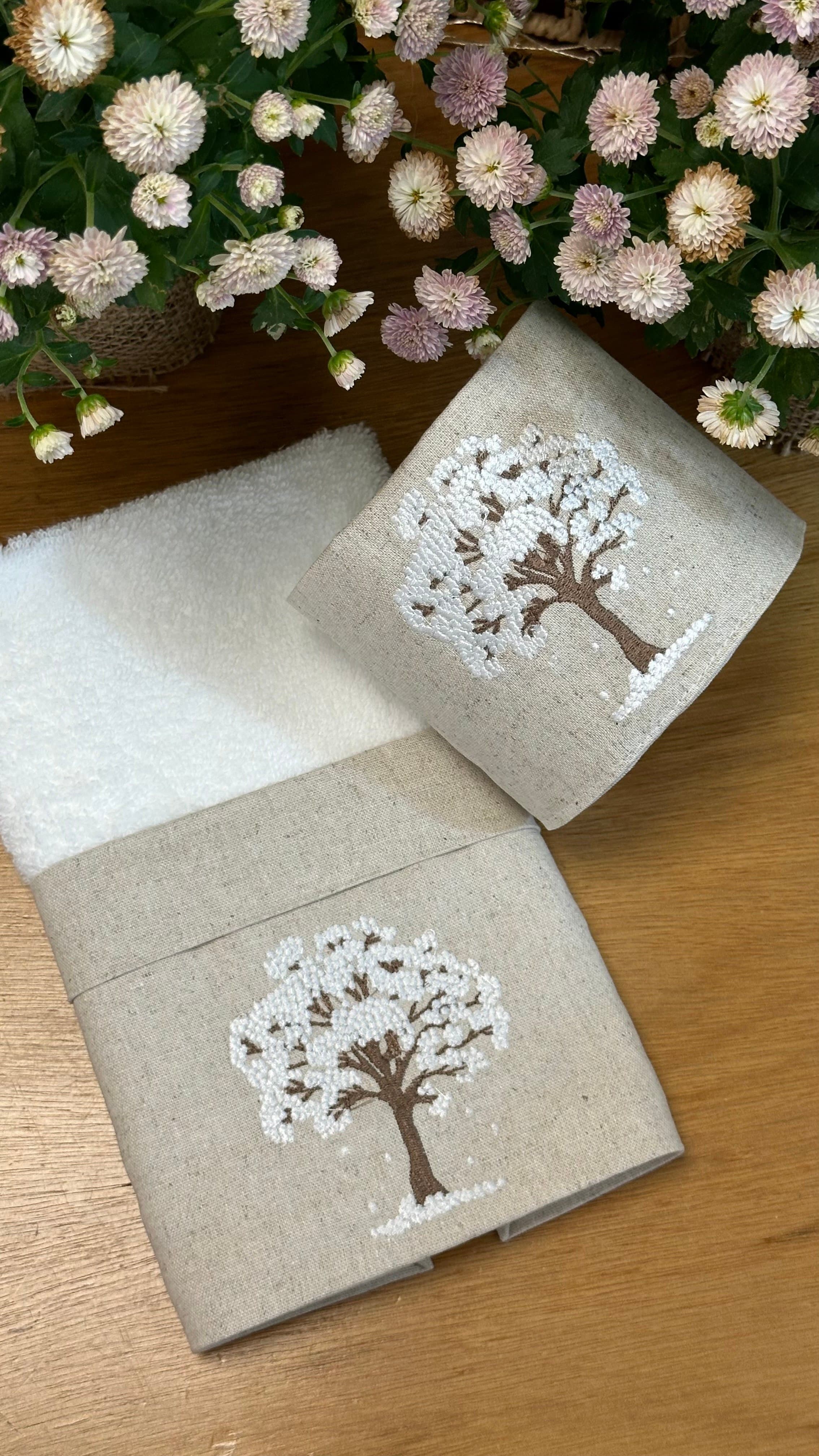Toalha Lavabo e Porta Papel Higiênico - Ipê