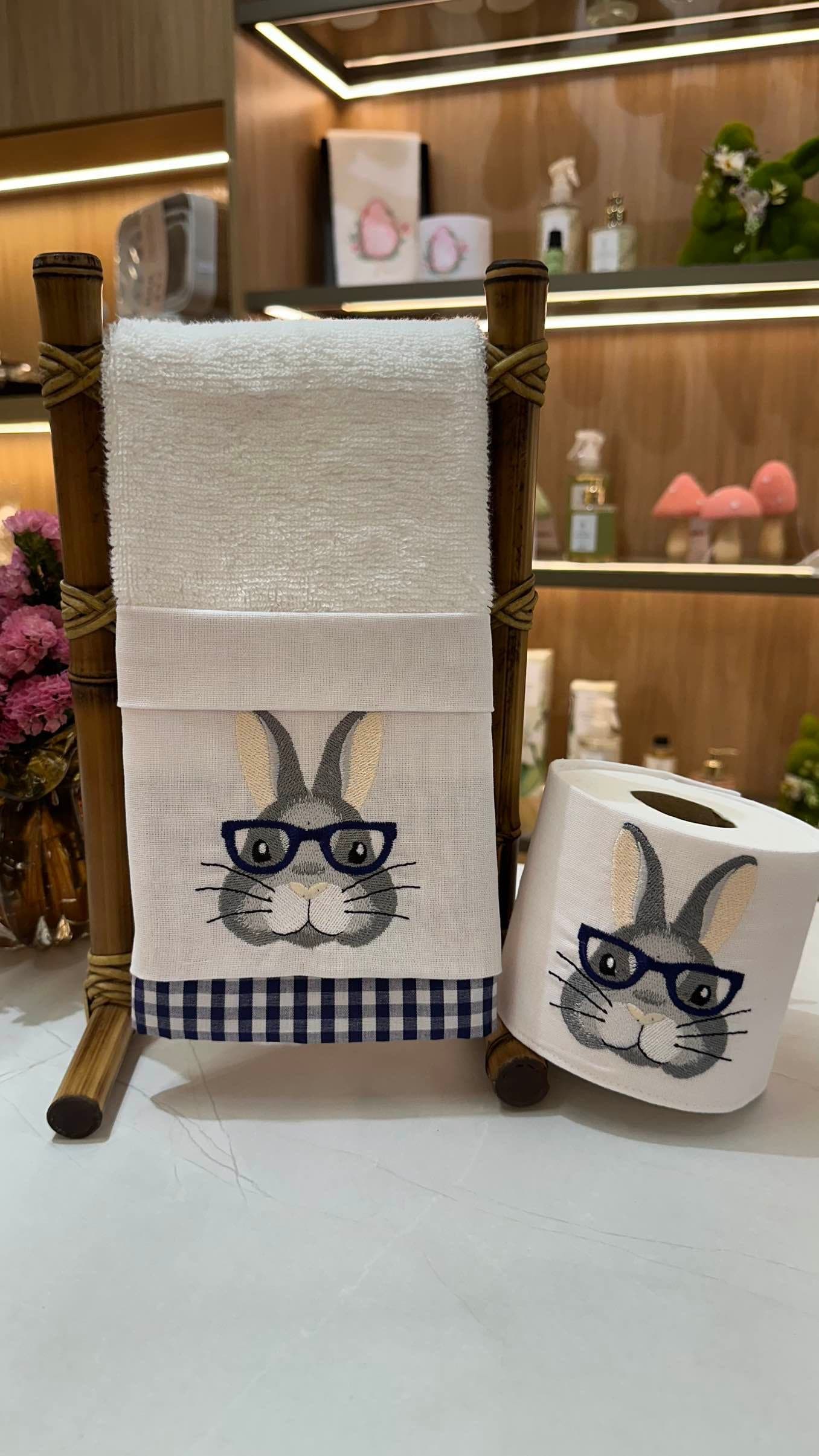 Toalha Lavabo e Porta Papel Higiênico - Coelho de Óculos